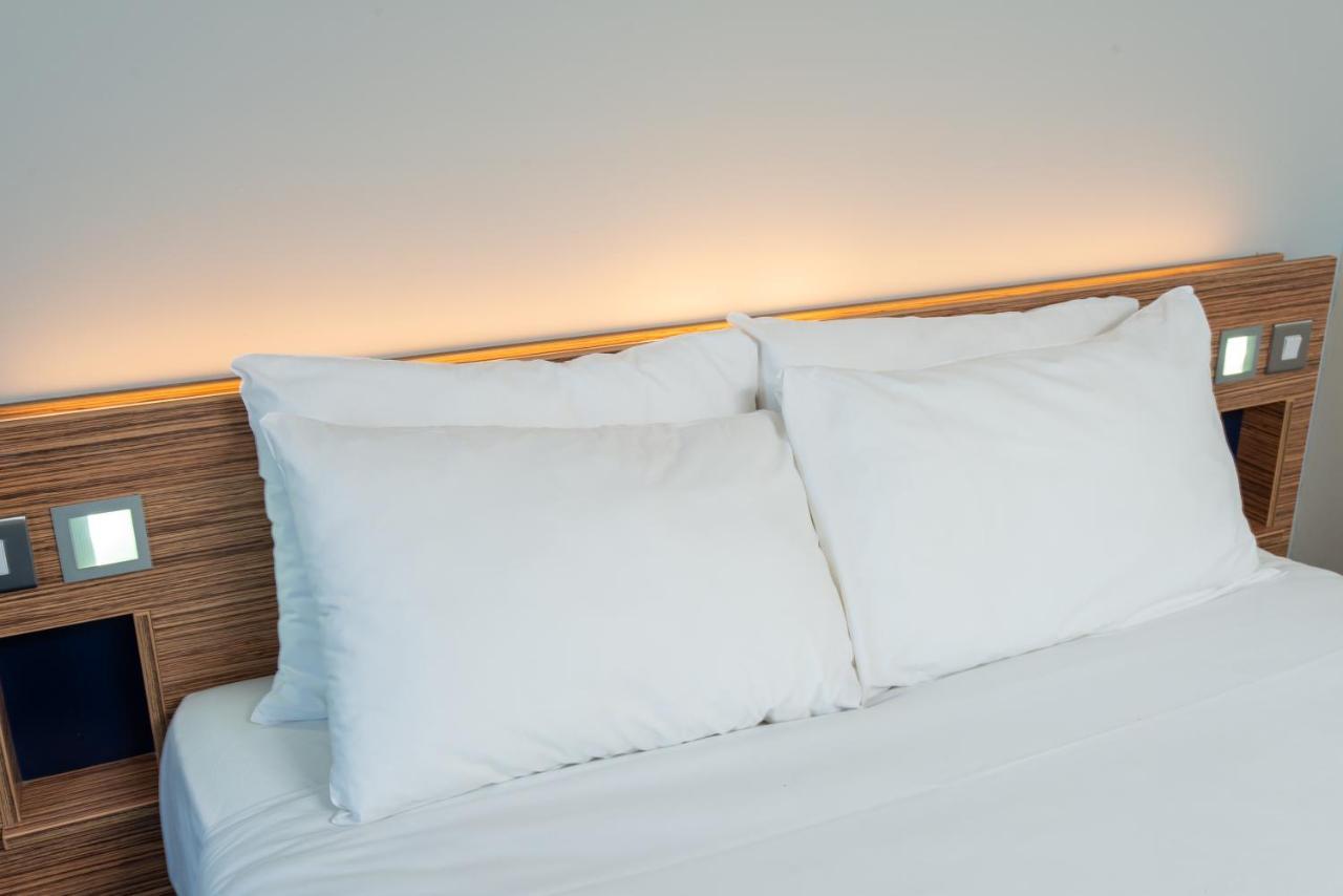 Ibis Budget Stansted Bishops Stortford Birchanger Esterno foto